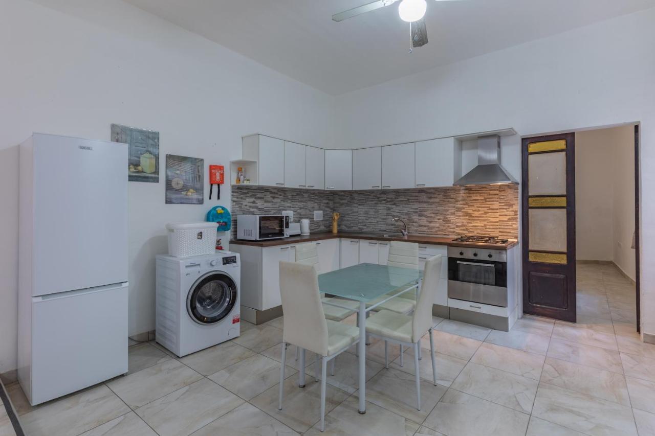 Bormla - Comfortable Two Bedroom Apartment Cospicua Ngoại thất bức ảnh